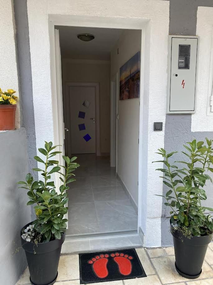 Lana Sibenik Apartamento Exterior foto